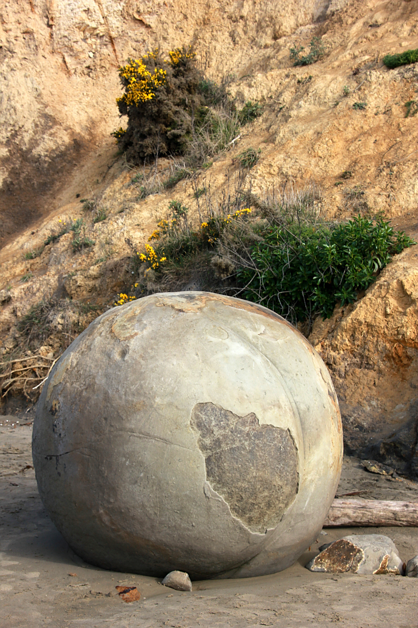 哥斯达黎加石球之谜_哥斯达黎加位置